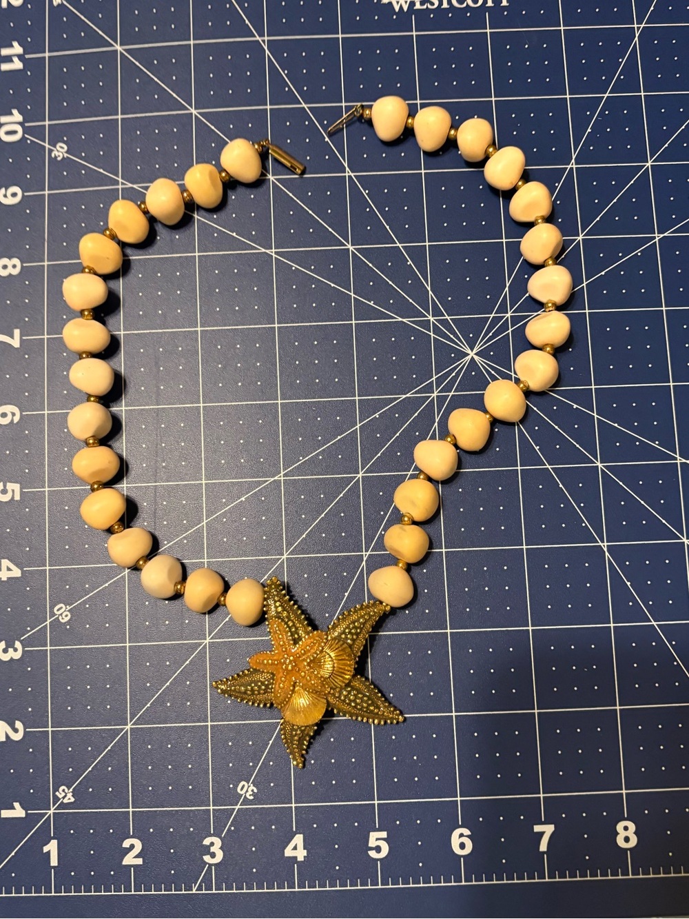 Metal Starfish Vintage Necklace Natural Beaded Star Pendant Necklace Cream Gold - Picture 6 of 7